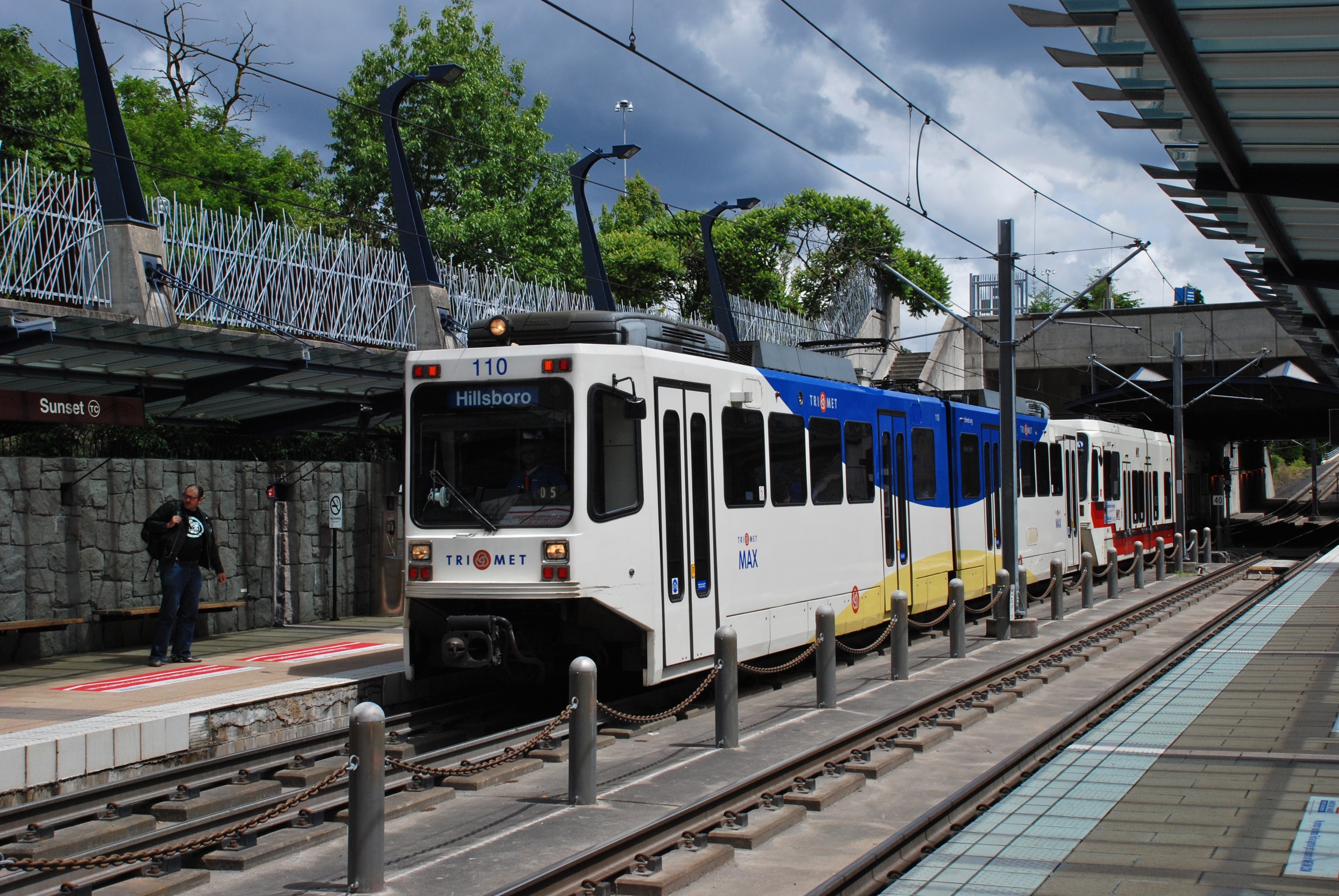 Sunset Transit Center介紹 | 俄勒岡州比弗頓景點推薦 - LINE旅遊