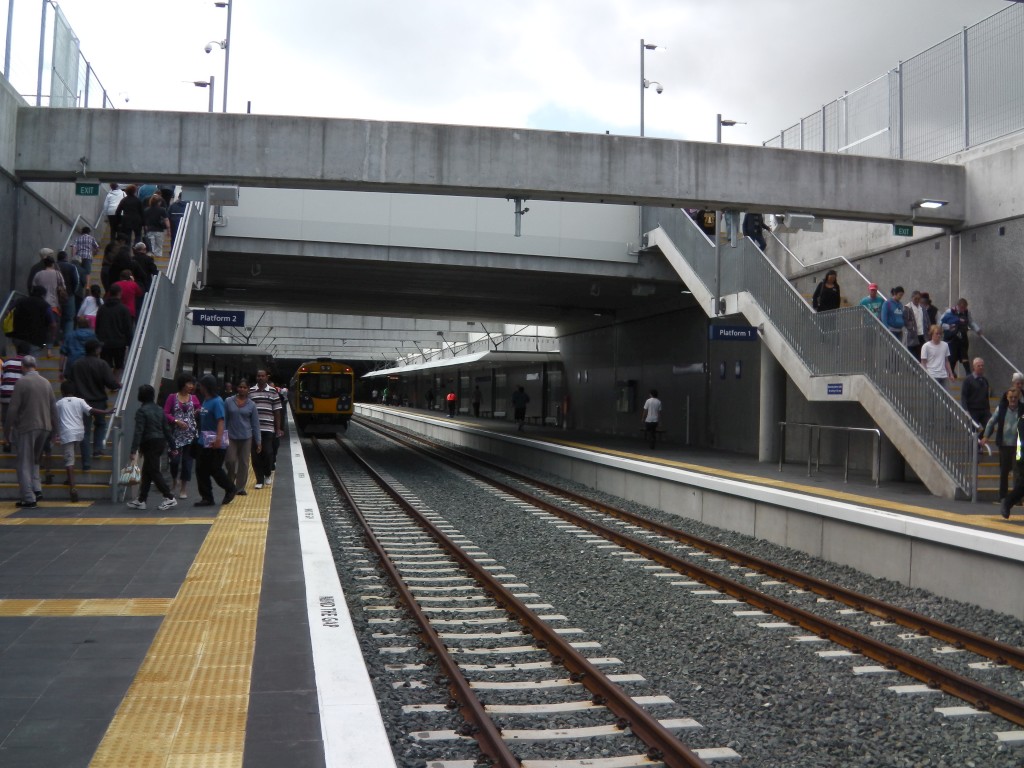 Manukau Train Station