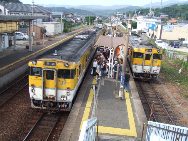 小串車站