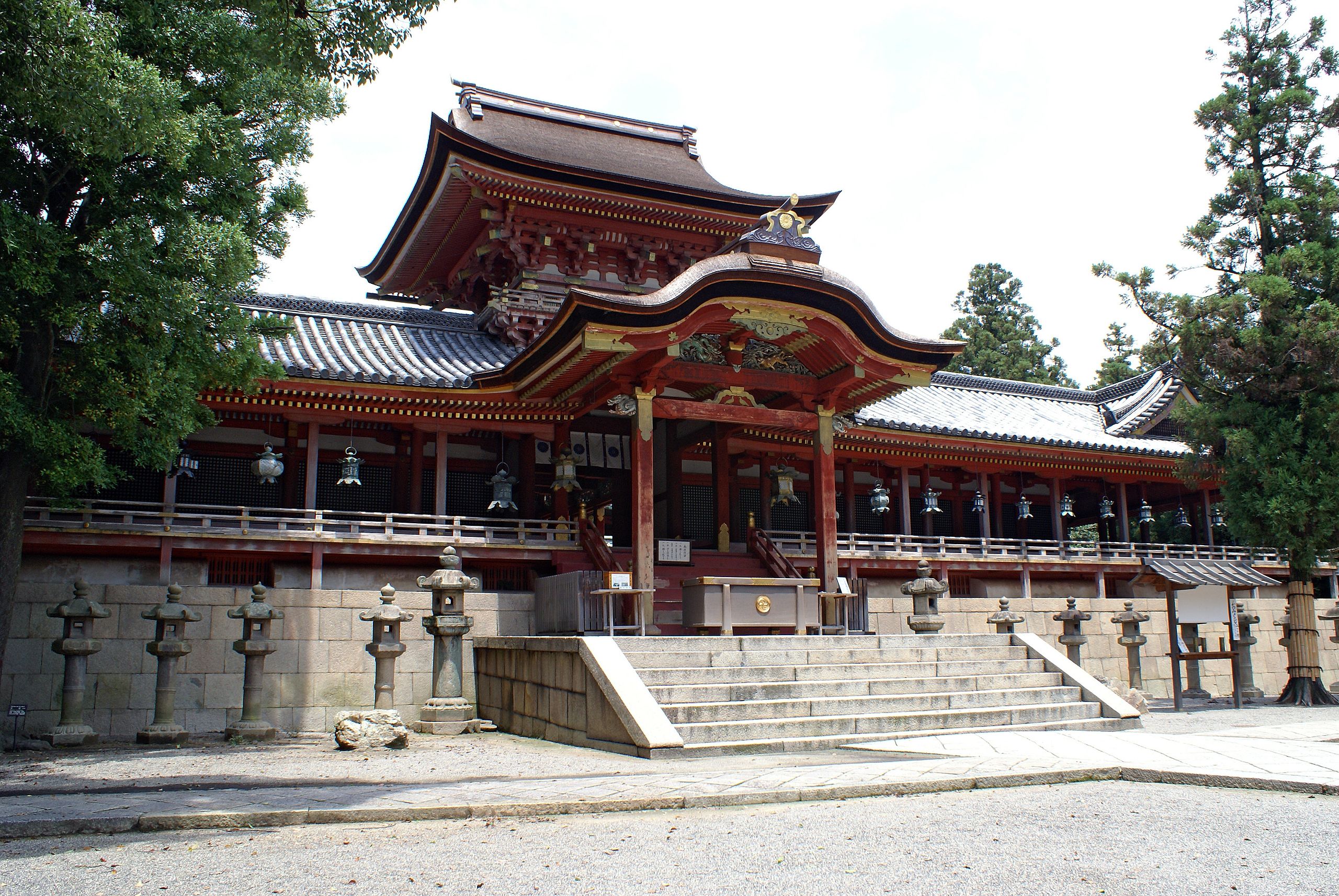 八幡市
