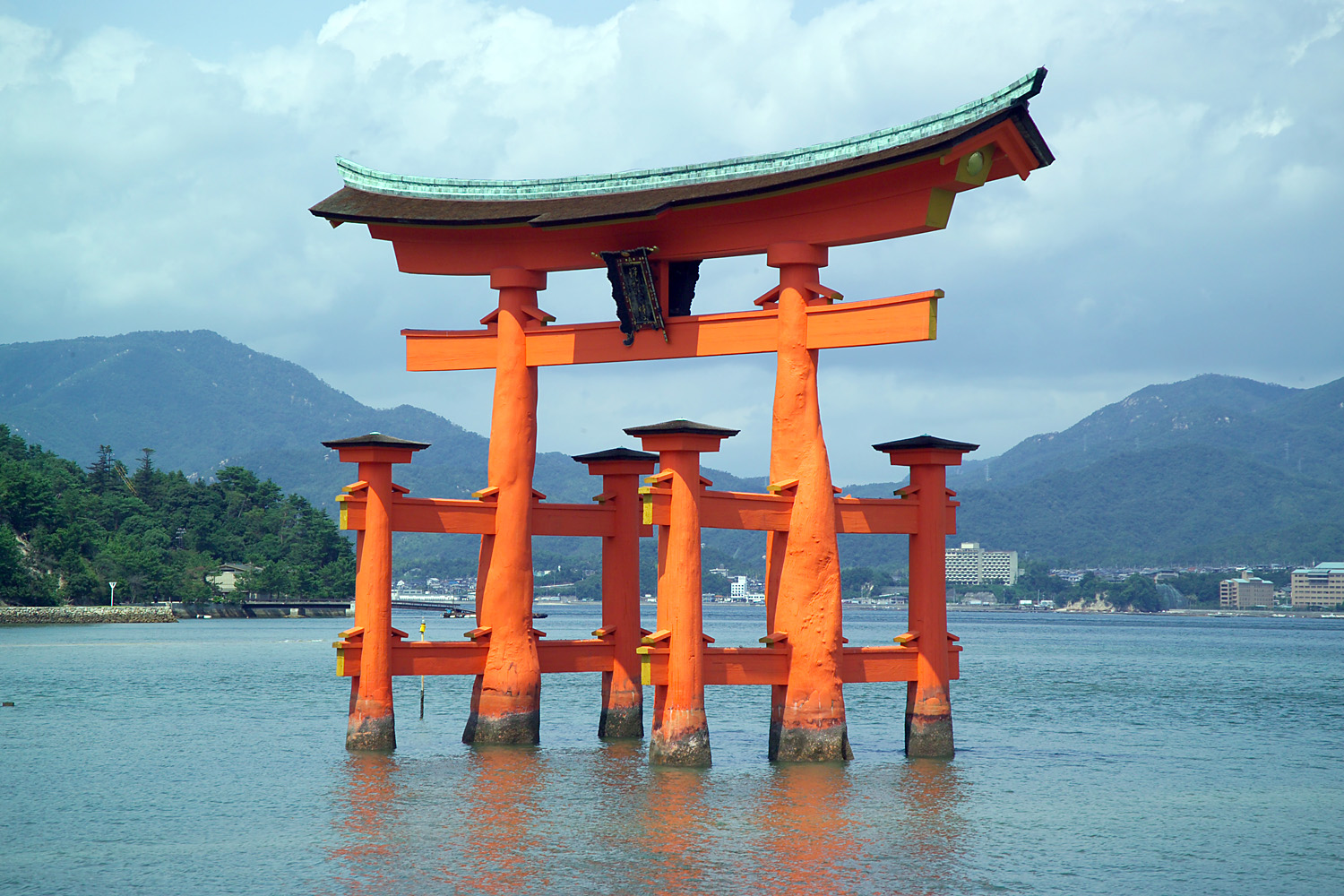 嚴島神社