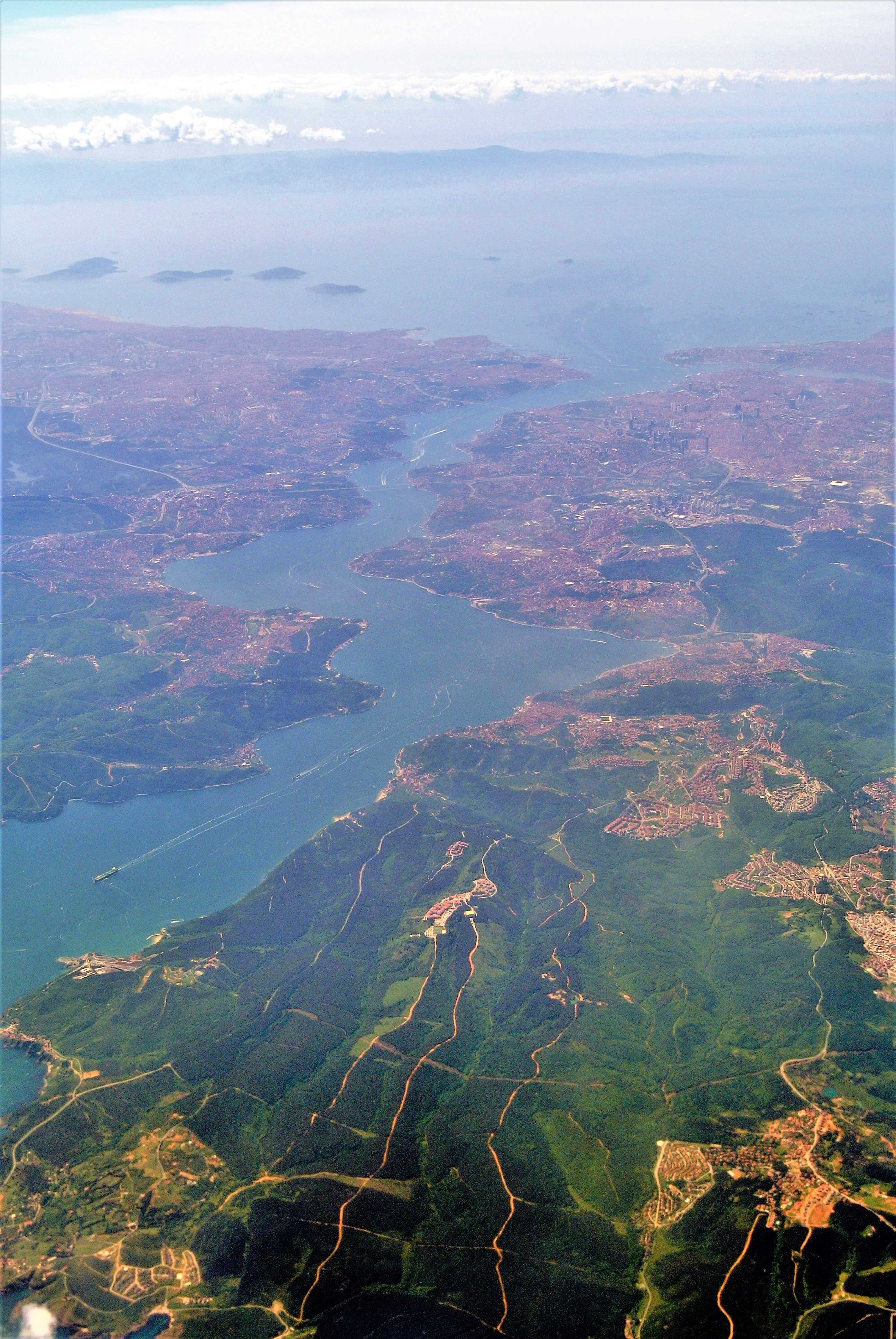 馬摩拉海