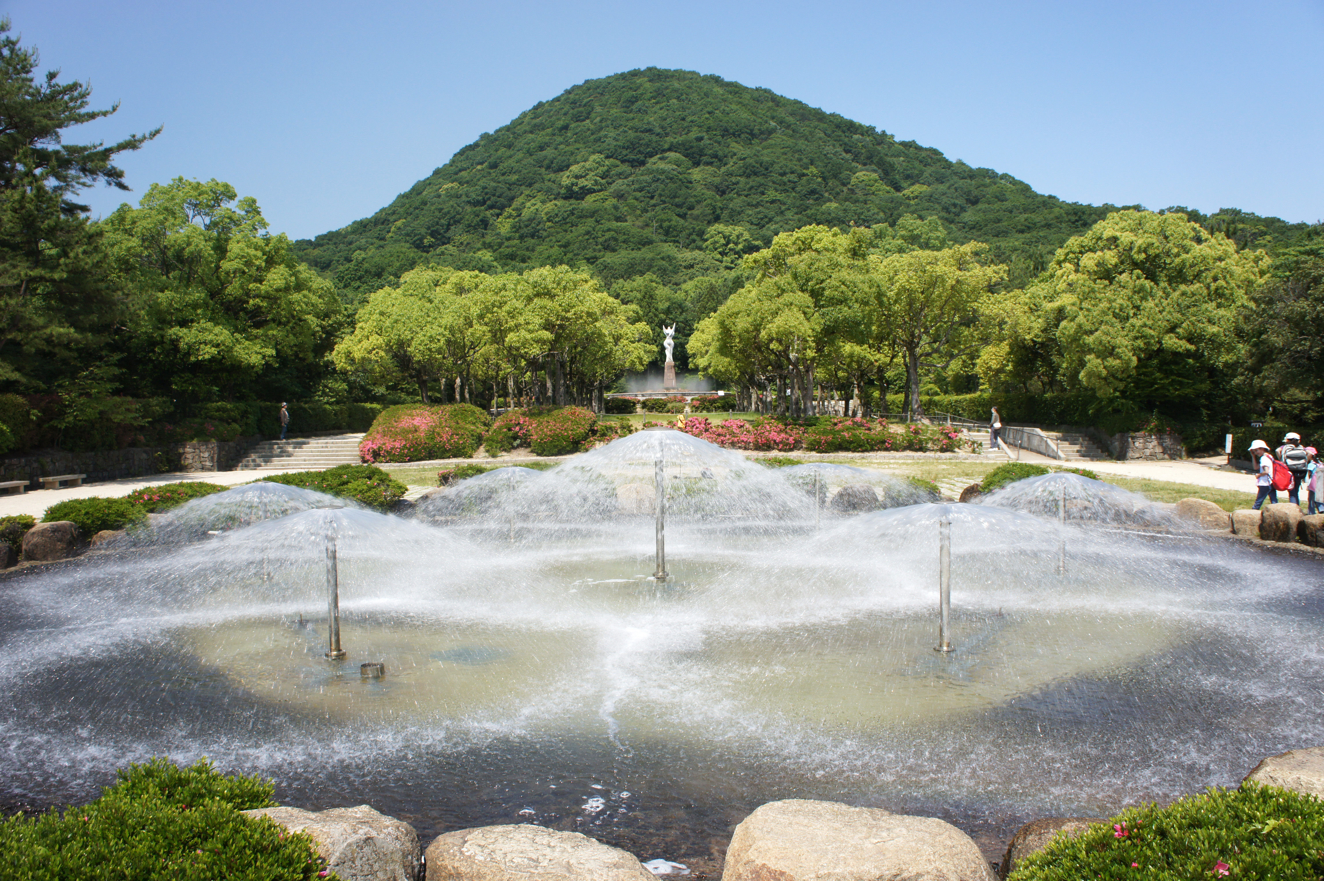 甲山