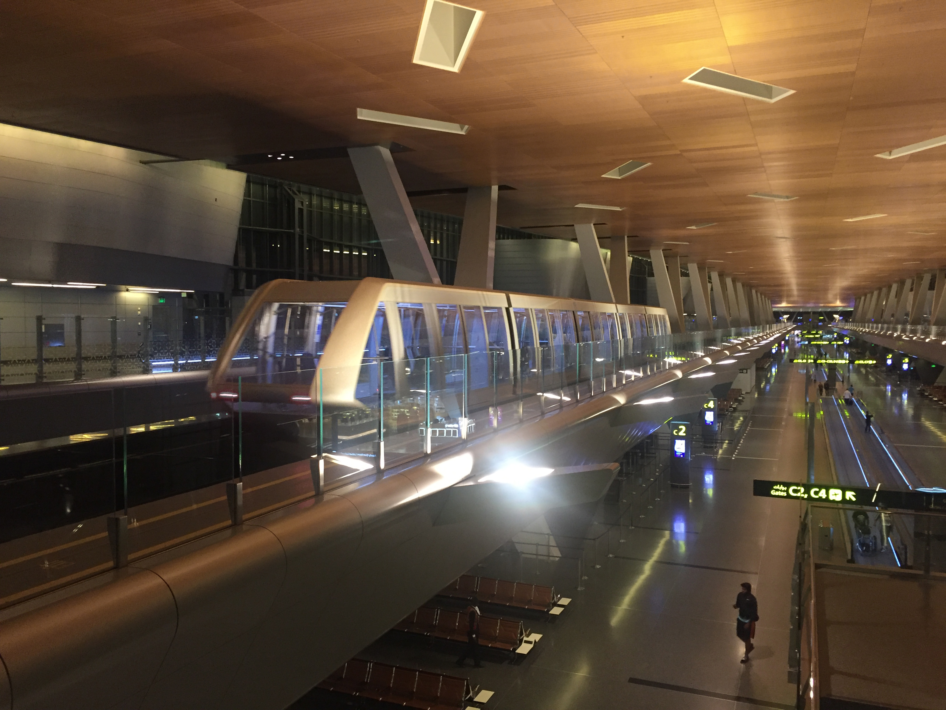 哈馬德國際機場