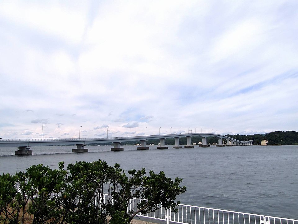 能登島大橋