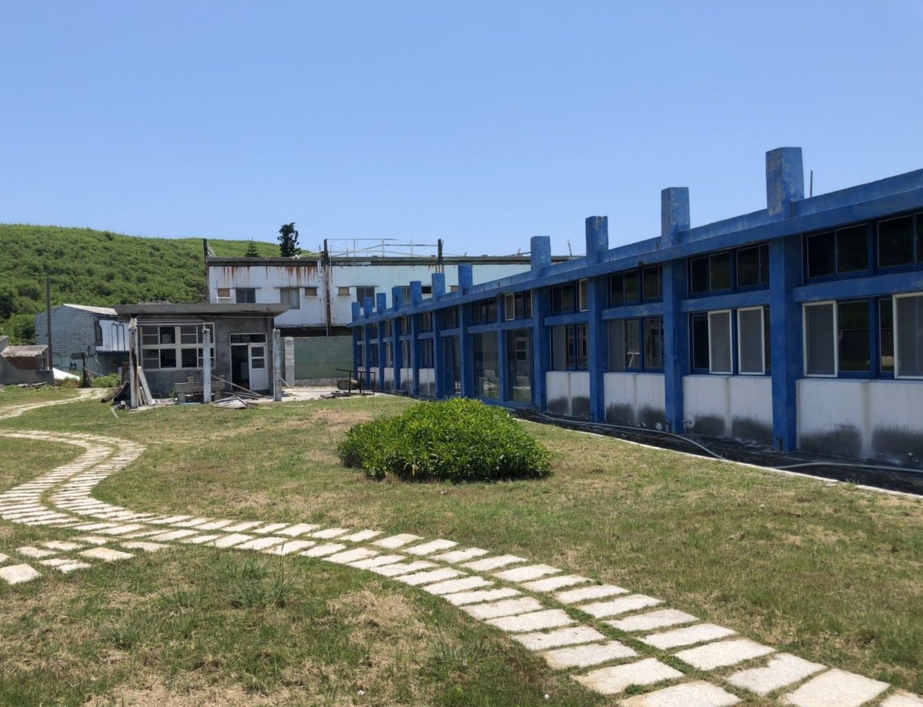 員貝露營基地