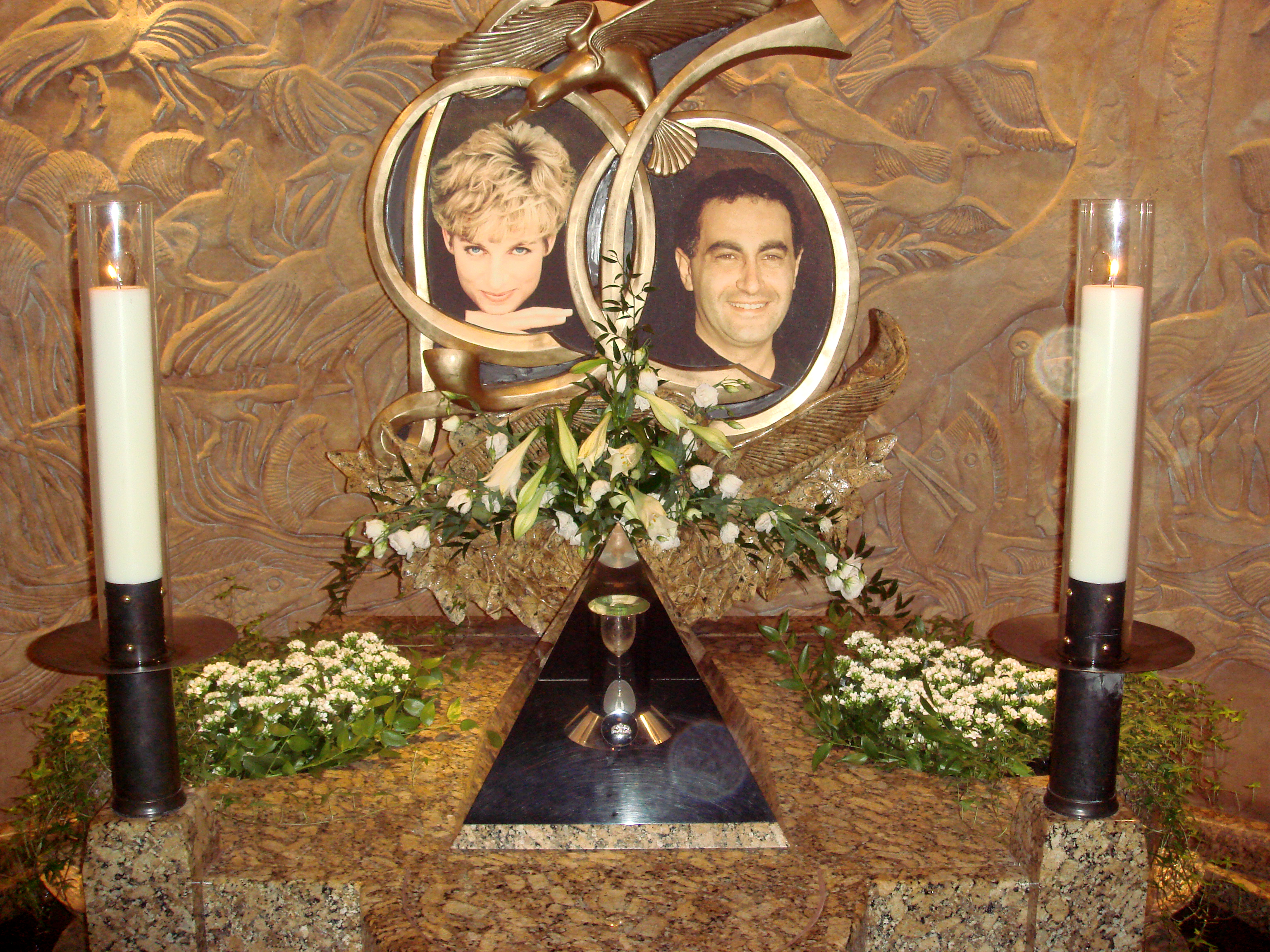 Princess Diana and Dodi Fayed Memorial