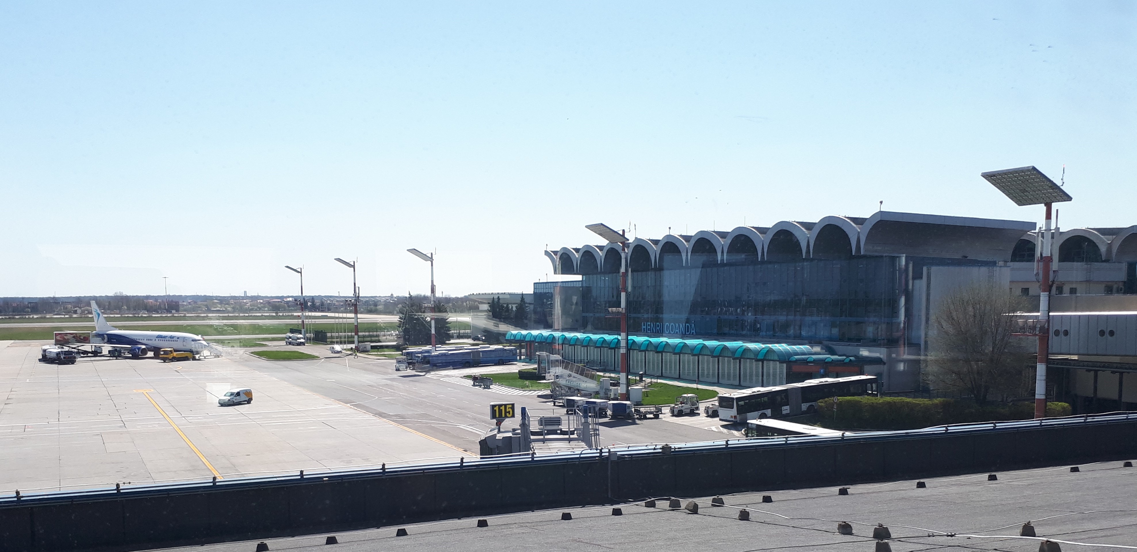布加勒斯特亨利·科安德國際機場