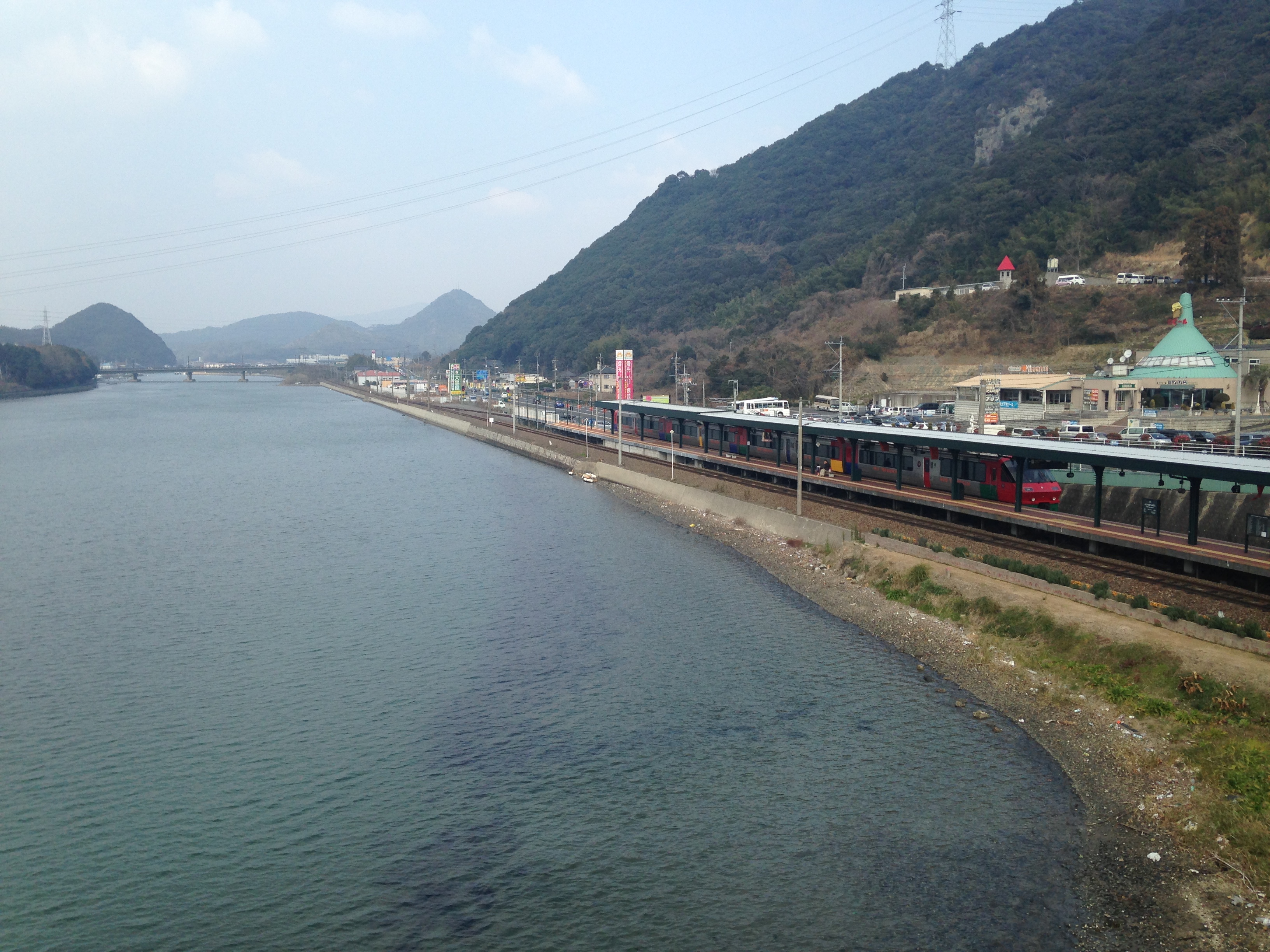 豪斯登堡車站