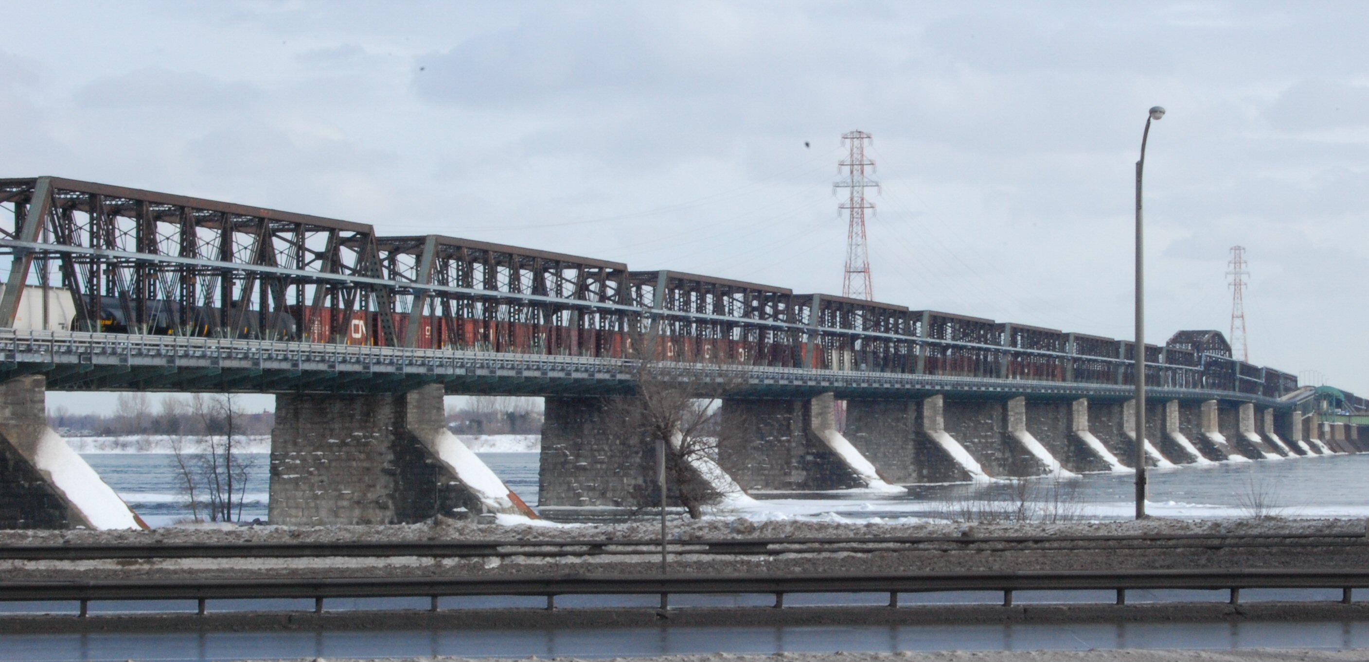 Victoria Bridge