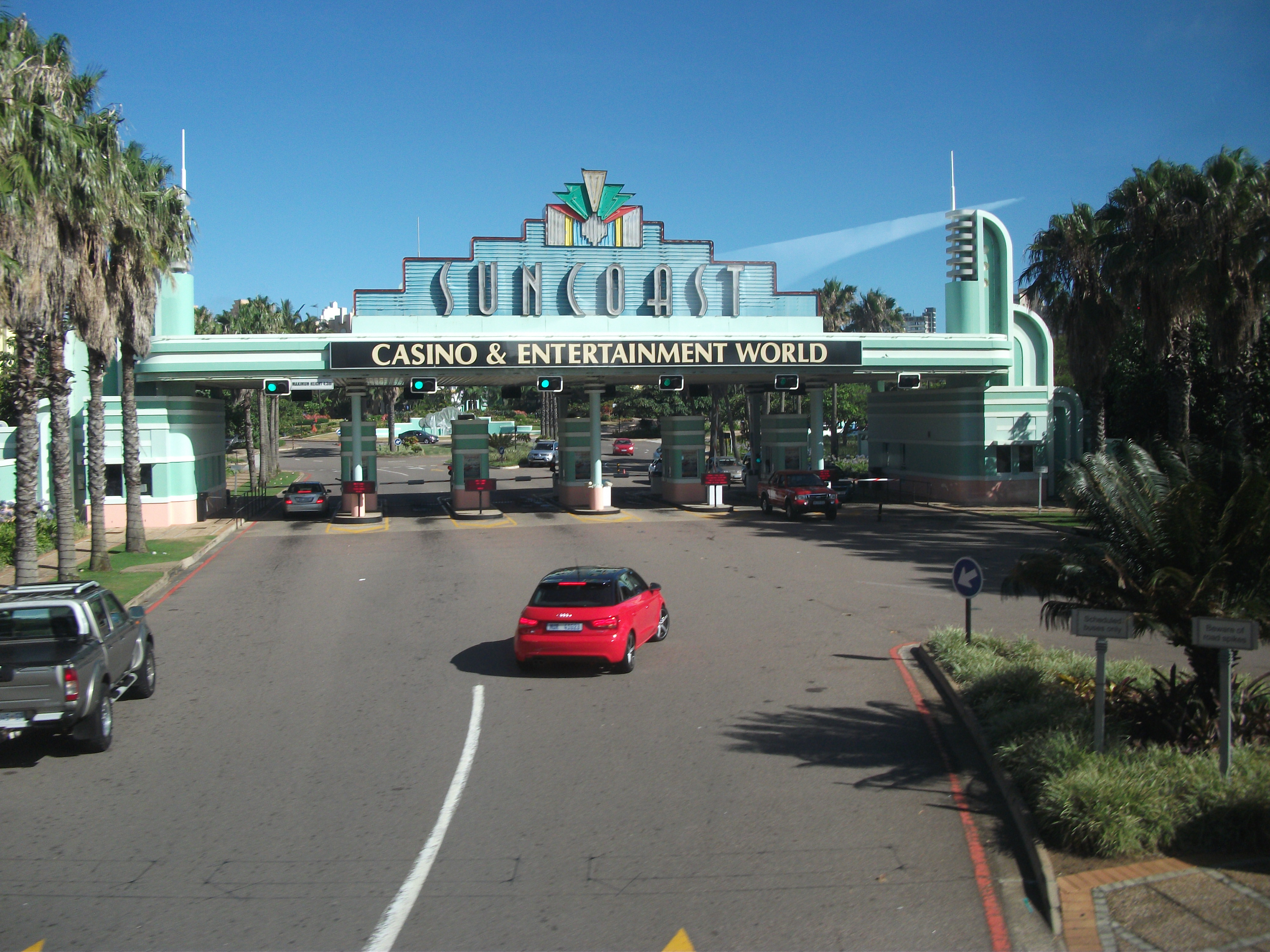 Suncoast Casino and Entertainment World