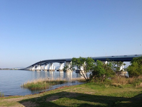 琵琶湖大橋