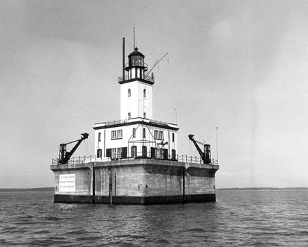 DeTour Reef Light