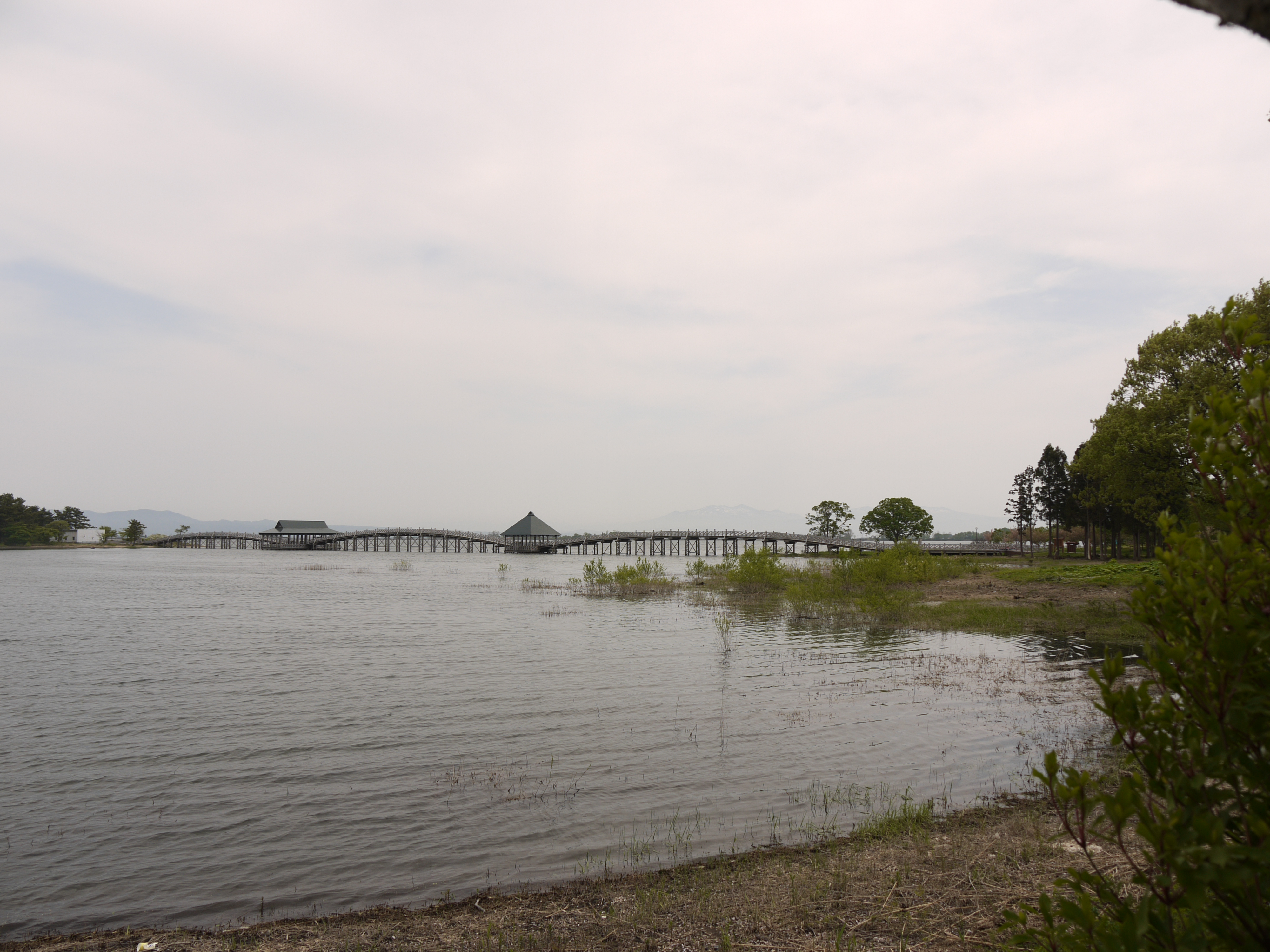 鶴田町