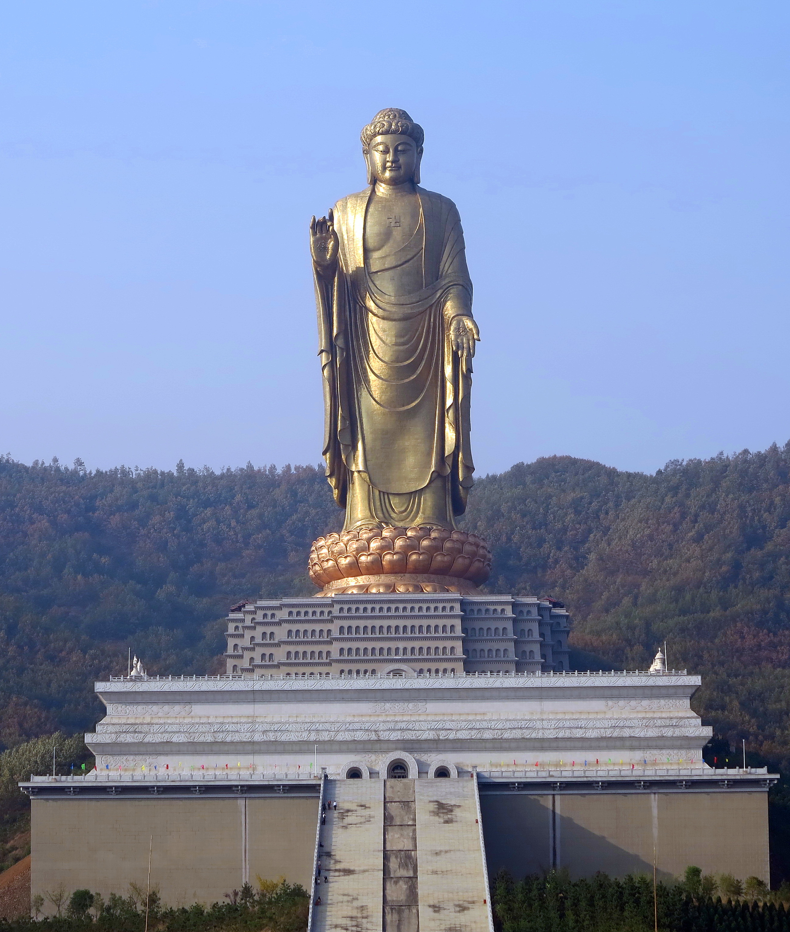 中原大佛