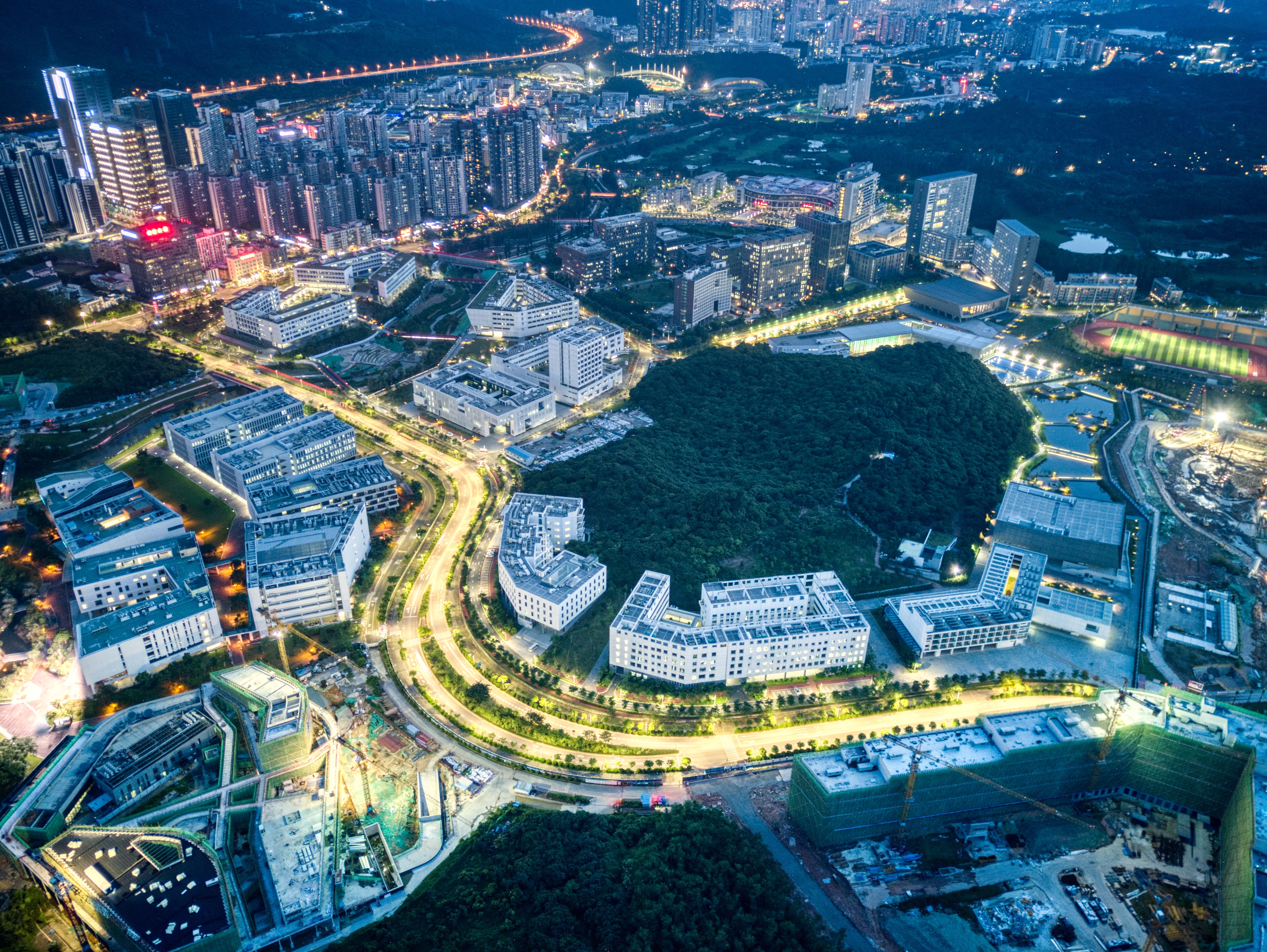 深圳大學