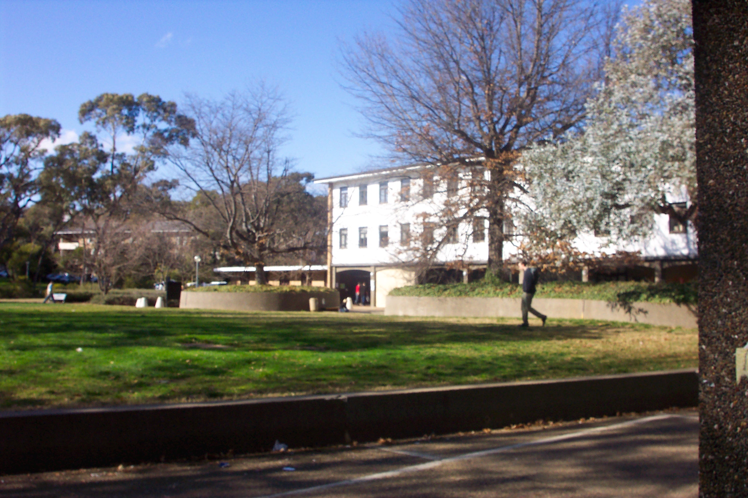 澳洲國立大學