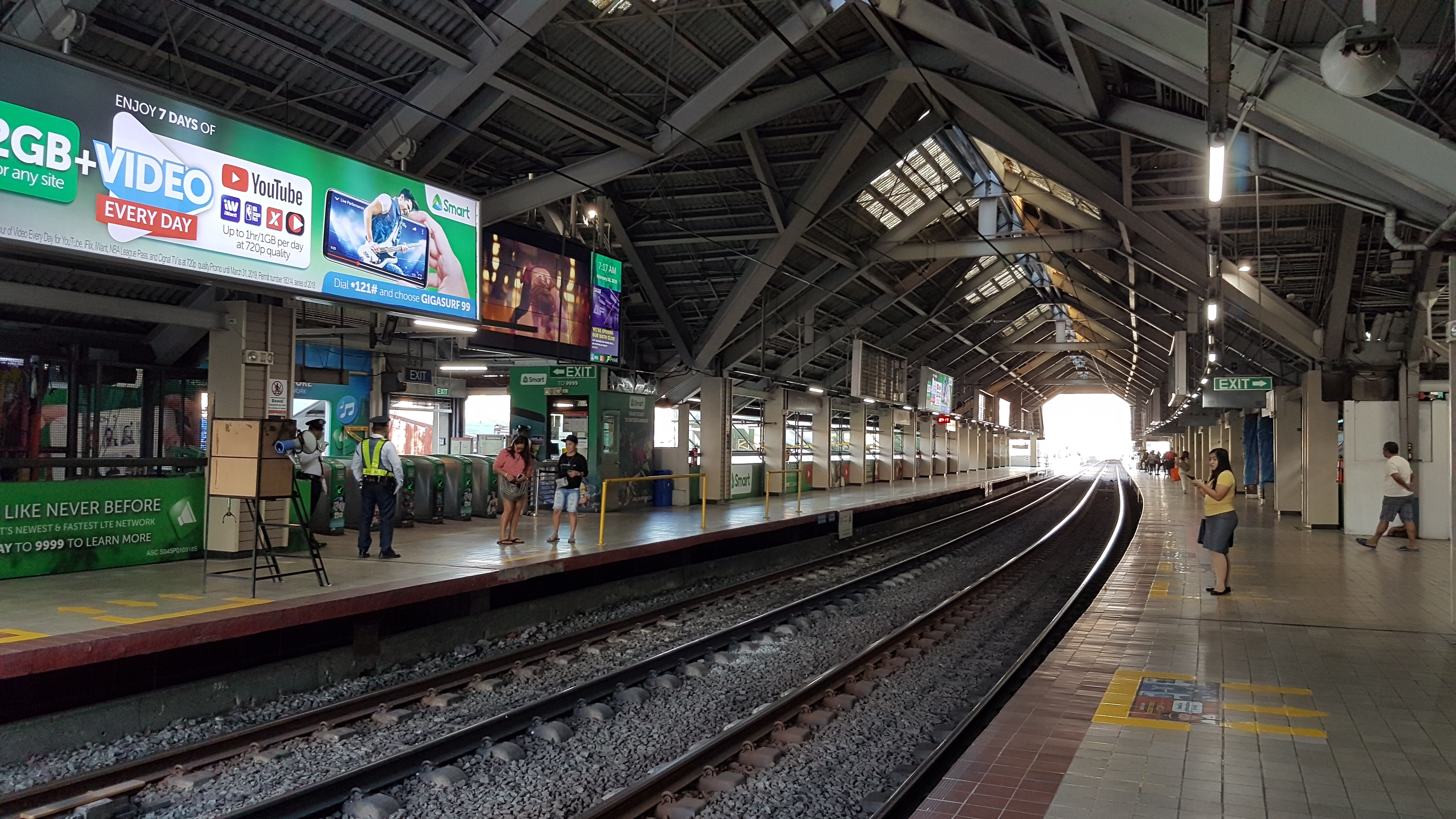 EDSA LRT Station