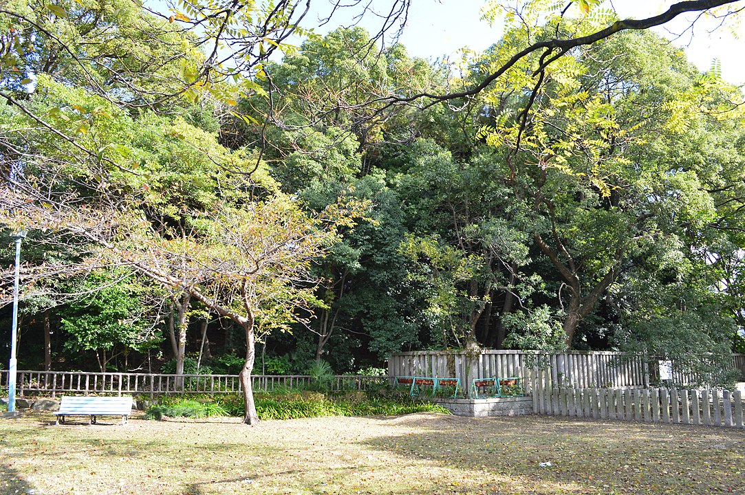 白鳥町古墳公園