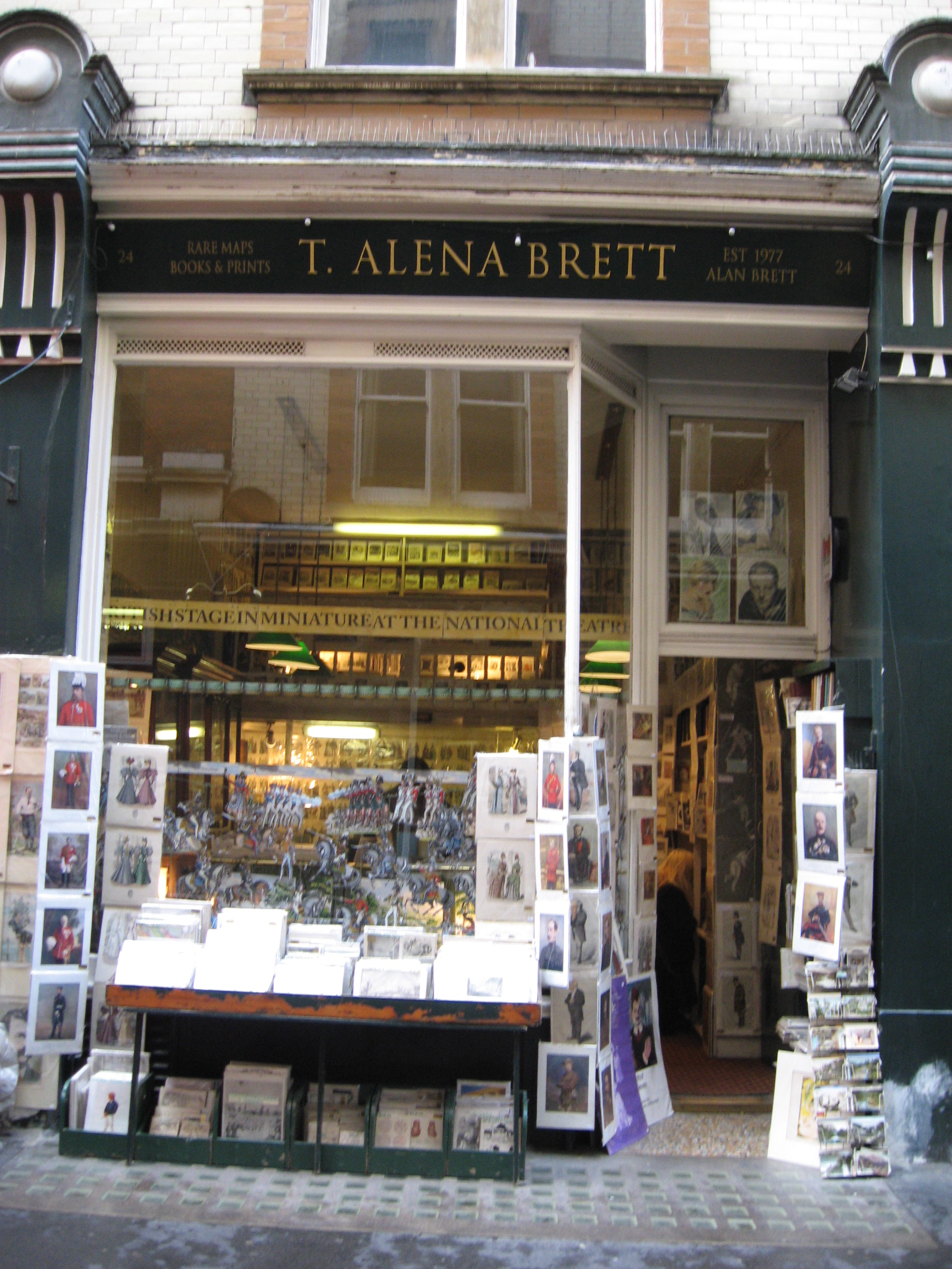Cecil Court