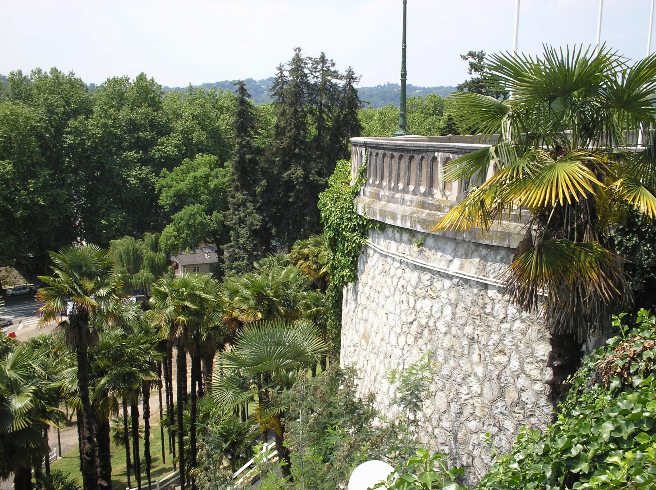 Boulevard des Pyrenees