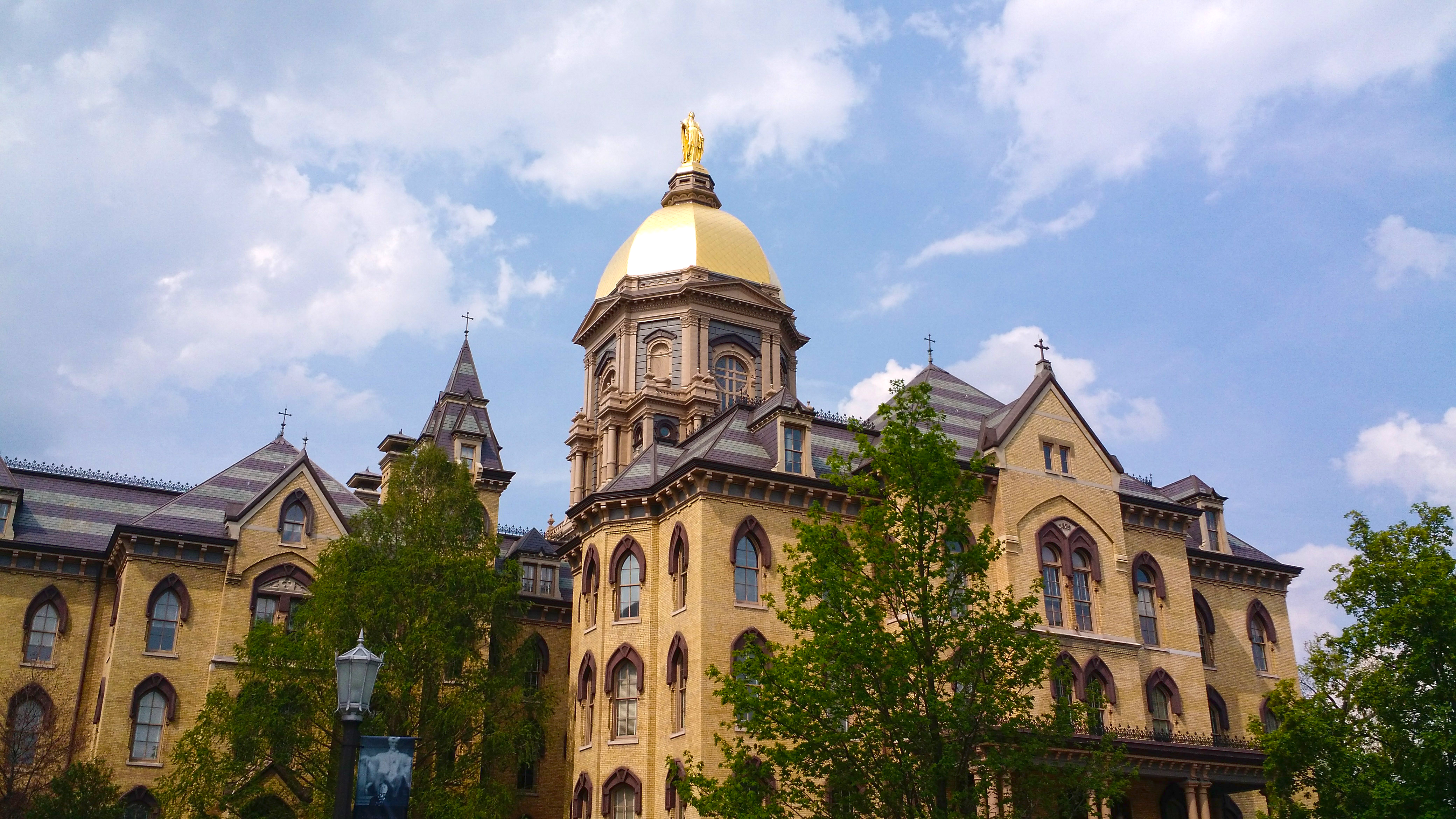 聖母大學