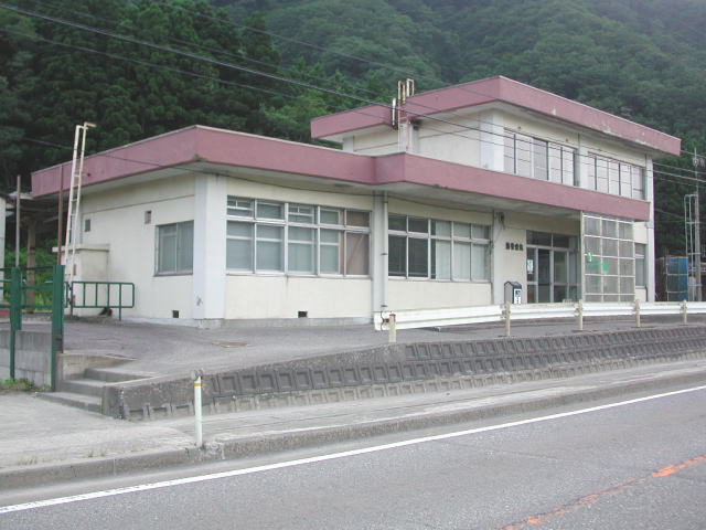 越後金丸車站